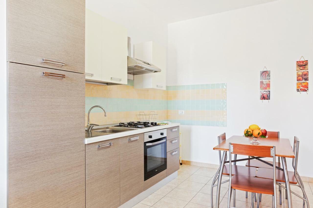 Focallo Seaside Holiday Flat Santa Maria Del Focallo Ngoại thất bức ảnh