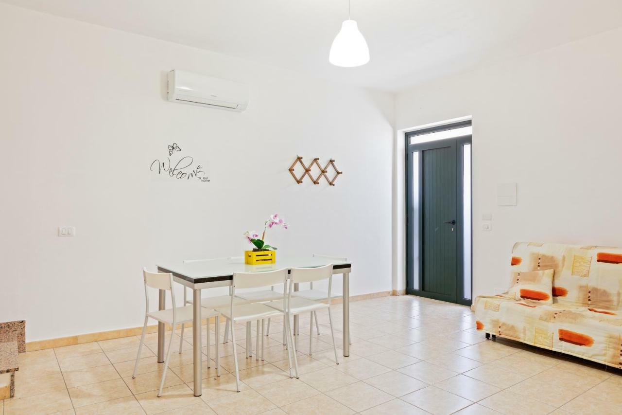 Focallo Seaside Holiday Flat Santa Maria Del Focallo Ngoại thất bức ảnh
